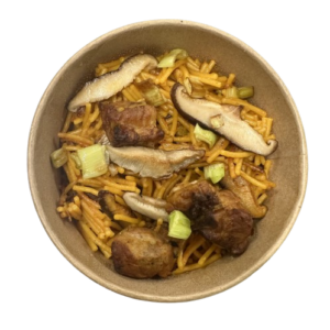 Fideuá de costillas, shitake y ajos tiernos