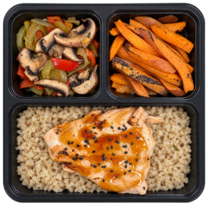.Salmón teriyaki + quinoa + boniato + salteado verduras